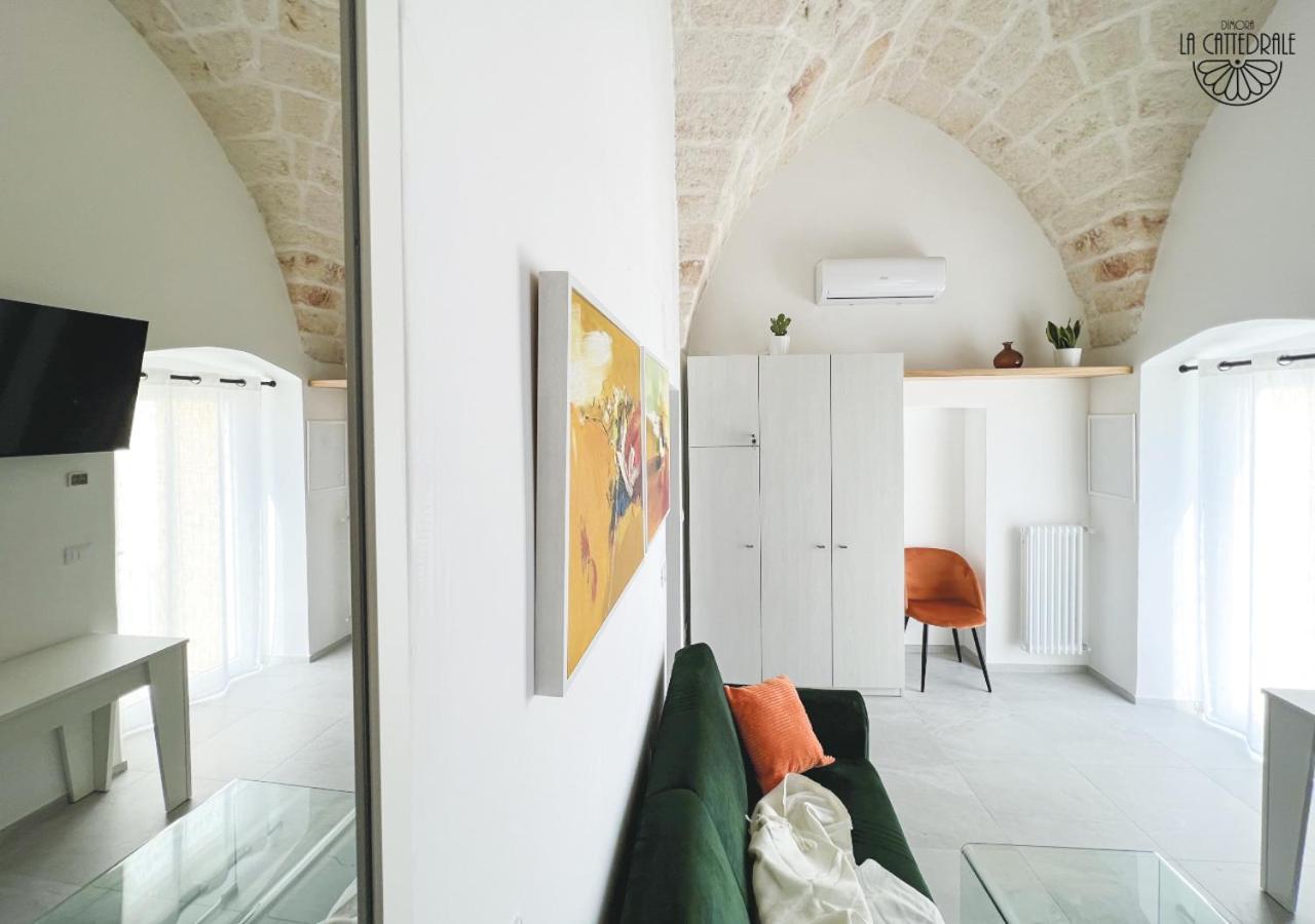 Dimora La Cattedrale - Old Town Charm Suite Каровиньо Экстерьер фото